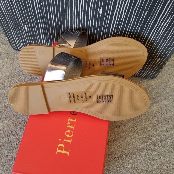 Pierre Dumas Azul  - Picture 3 of 6